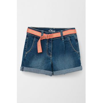 Pantaloni scurti de denim cu o curea in talie