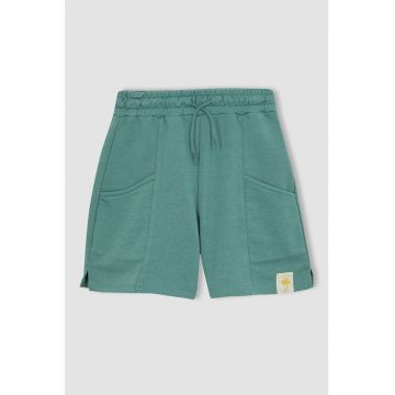 Pantaloni scurti cu snur de ajustare