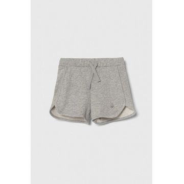 United Colors of Benetton pantaloni scurți din bumbac pentru copii culoarea gri, melanj, talie reglabila