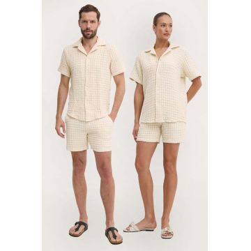 OAS pantaloni scurti din bumbac culoarea bej OAS pantaloni scurti din bumbac culoarea bej