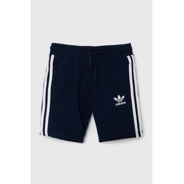 adidas Originals pantaloni scurti culoarea albastru marin, talie reglabila
