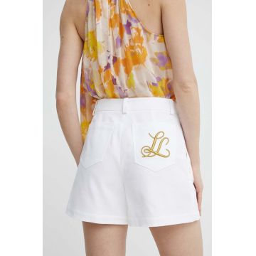 Luisa Spagnoli pantaloni scurti RUNWAY COLLECTION femei, culoarea alb, neted, high waist, 541105