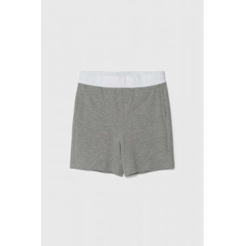 United Colors of Benetton pantaloni scurți din bumbac pentru copii culoarea gri, talie reglabila
