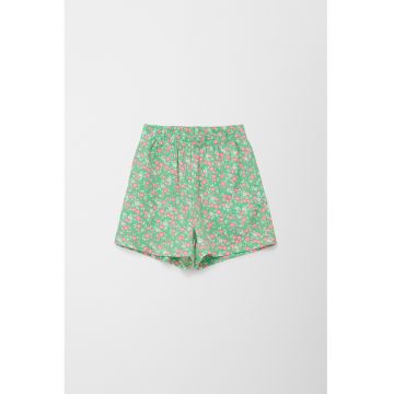 Pantaloni scurti cu banda elastica in talie