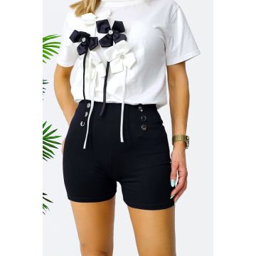 Pantaloni scurti eleganti SwEDEN, cu butoni si talie inalta, Negru