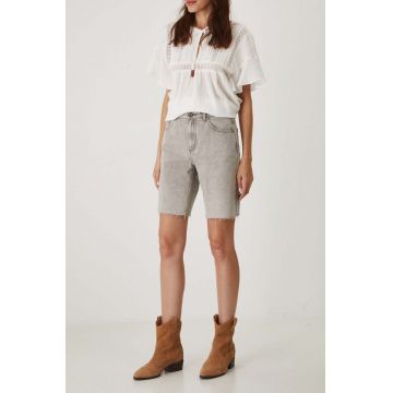 Medicine pantaloni scurti jeans femei, culoarea gri, neted, medium waist
