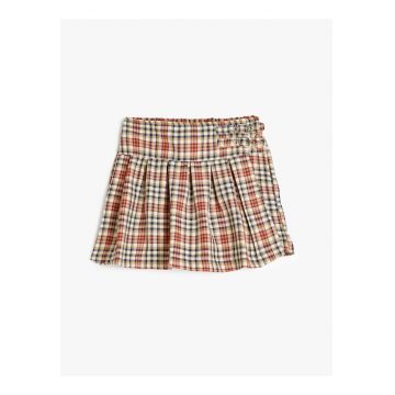 Fusta-pantalon cu pliuri si model in carouri