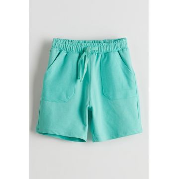 Pantaloni scurti cu snur si buzunare laterale