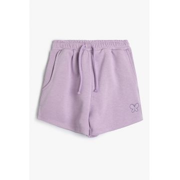 Pantaloni scurti cu talie ajustabila