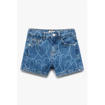 Blugi scurti cu model cu inimi