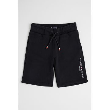 Pantaloni scurti cu buzunare laterale