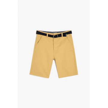 Pantaloni scurti cu buzunare oblice