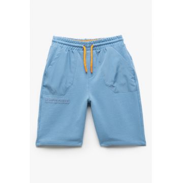 Pantaloni scurti cu buzunare oblice