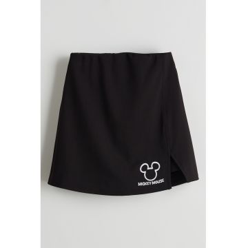 Pantaloni scurti cu model 2 in 1 si imprimeu Mickey Mouse