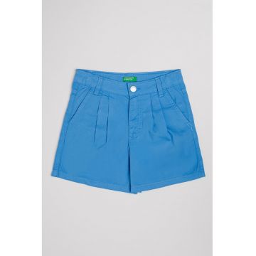 Pantaloni scurti cu pliuri