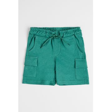 Pantaloni scurti cu snur de ajustare si buzunare cargo