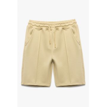 Pantaloni scurti cu snur si buzunare laterale