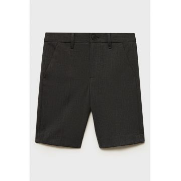 Pantaloni scurti cu talie medie si buzunare