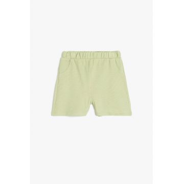 Pantaloni scurti texturati cu talie elastica
