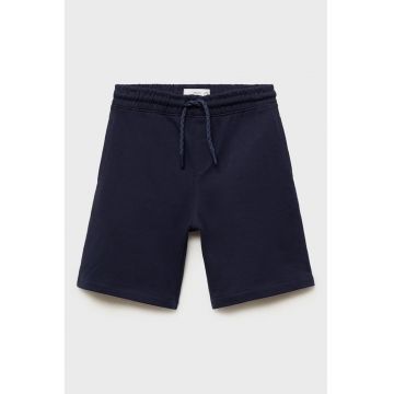 Pantaloni scurti cu buzunare