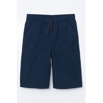 Pantaloni scurti cu model uni si snur de ajustare