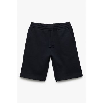 Pantaloni scurti cu snur si buzunare laterale