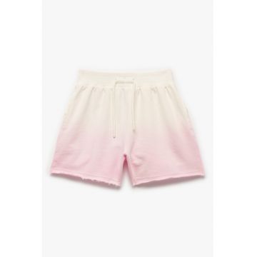 Pantaloni scurti cu terminatie nefinisata si snur