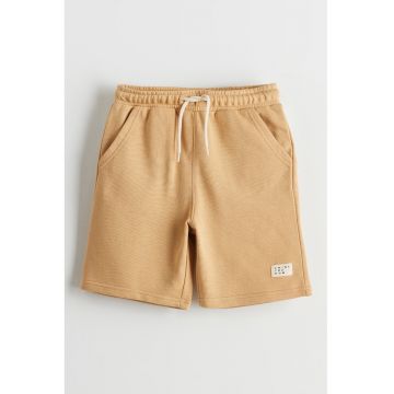 Pantaloni scurti uni cu snur