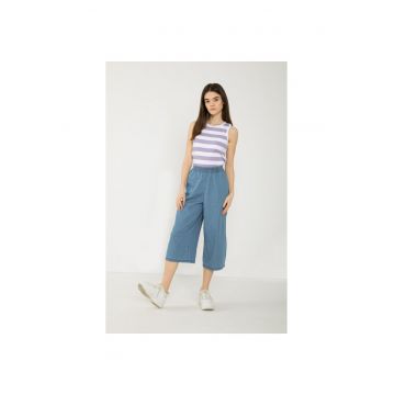 Blugi cu croiala ampla si talie elastica