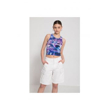 Pantaloni scurti cu croiala dreapta cu buzunare aplicate