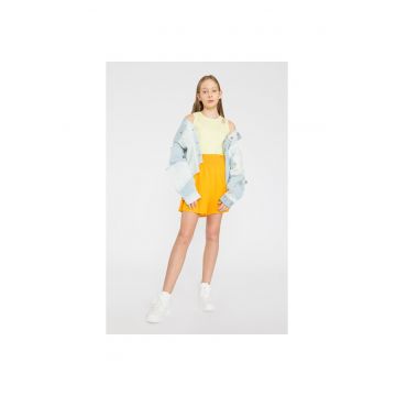 Pantaloni scurti cu elastic in talie -