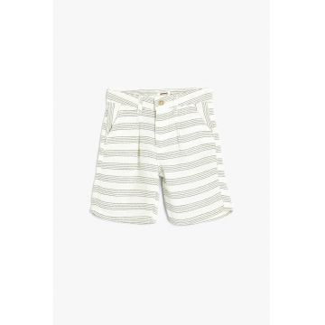 Pantaloni scurti cu model in dungi si buzunare oblice - Alb/Verde masliniu/Gri inchis