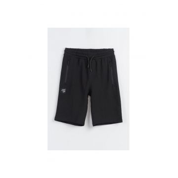 Pantaloni scurti de trening cu patch -