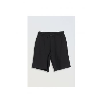 Pantaloni scurti reglabili in talie