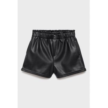 Pantaloni scurti uni din piele ecologica