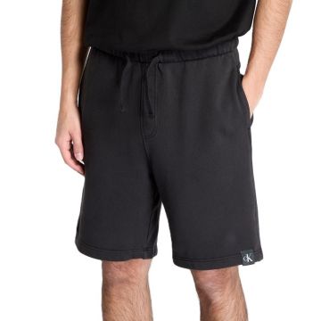 Sort Calvin Klein GARMENT DYE SHORT