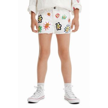 Desigual pantaloni scurti copii culoarea alb, cu imprimeu
