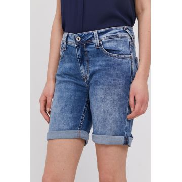 Pepe Jeans Pantaloni scurți jeans femei, material neted, medium waist Pepe Jeans Pantaloni scurți jeans femei, material neted, medium waist