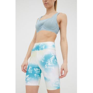 Puma pantaloni scurti 533596