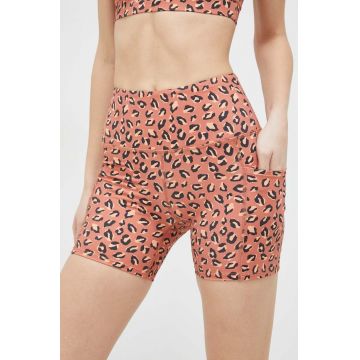 Billabong pantaloni scurți de antrenament Summit culoarea rosu, modelator, high waist
