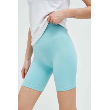 Casall pantaloni scurți de antrenament culoarea turcoaz, neted, high waist Casall pantaloni scurți de antrenament culoarea turcoaz, neted, high waist
